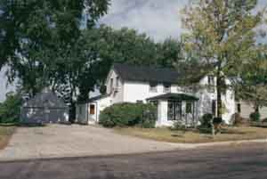 524 South 4th, Le Sueur, MN 56058