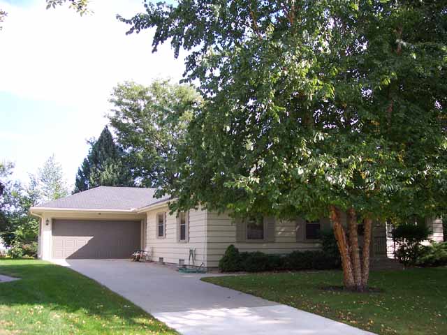 118 S Morningside Drive, Le Sueur, MN 56058