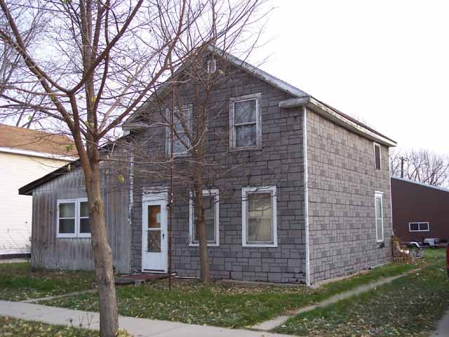 204 S 5th Street Henderson, MN 56044