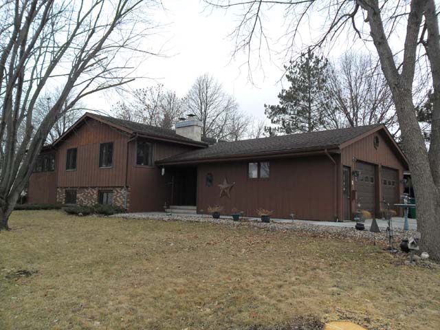 110 Windsor Court W, Le Sueur, MN 56058 3 BR 1 story