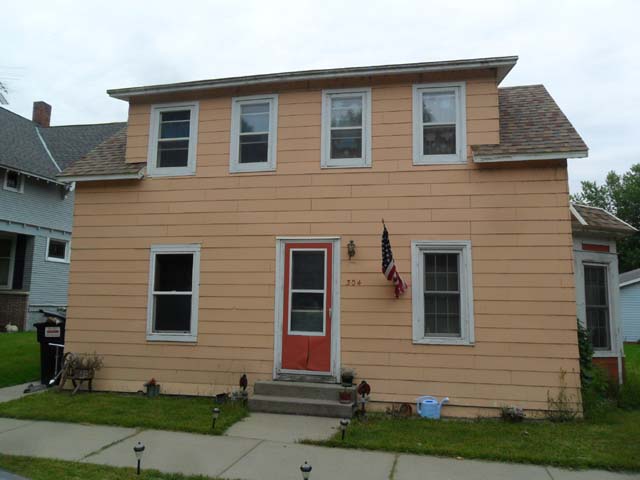 304 S 5th, Henderson, MN 56044 3 Bedroom, 1 bath 1.5 story. Year Built: 1900 Square feet: 1320 Lot Size: 50 x 140