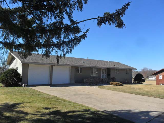 131 Woodcrest Terrace LeSueur