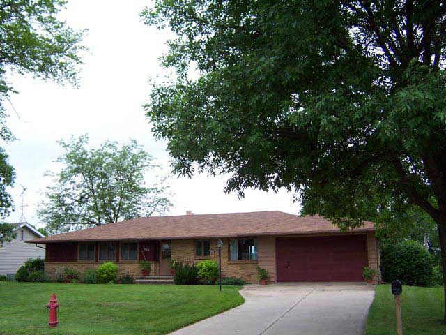 604 South 4th, Le Sueur, MN 56058