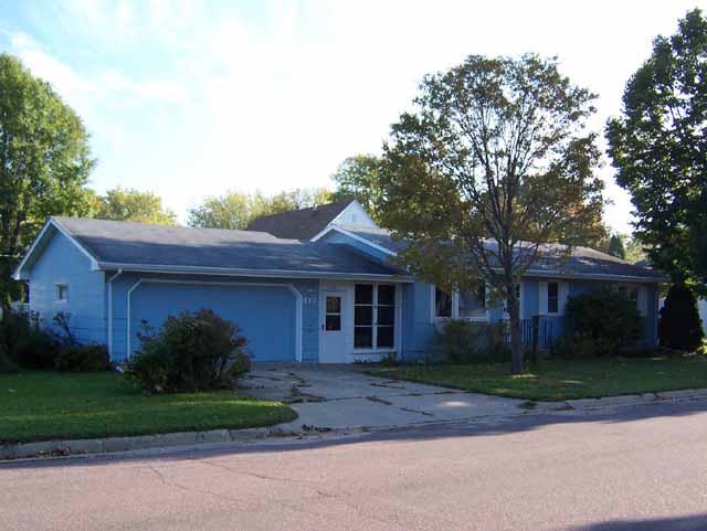 417 Risedorph, Le Sueur, MN 56058